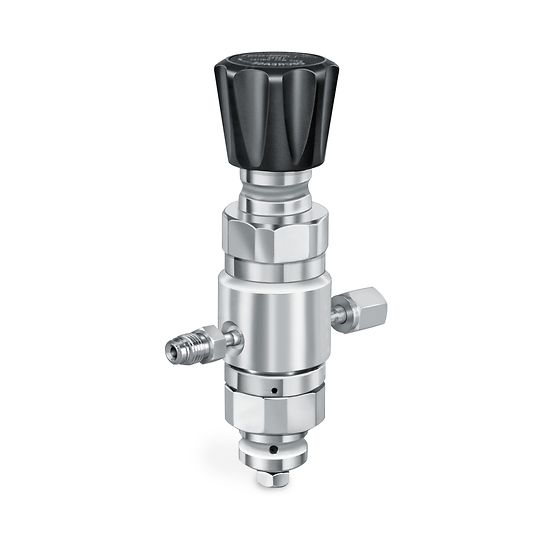 TESCOM™ 64-3400 Serisi Çift Kademeli Regülatör