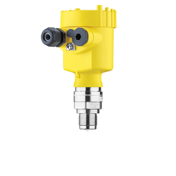 F-PS64-Radarsensor-Fuellstandsmessung-VEGAPULS64-G075-1 VEGA VEGAPULS 64 radar level sensor on Xontrols with a yellow housing, dual cable glands, and a stainless threaded process connection for tank level measurement